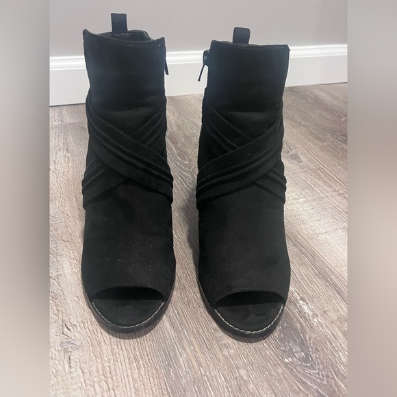 Black open toe wedge booties - Picture 3 of 5